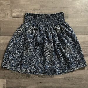 White House Black Market Ultra Marine Paisley Pattern Mini Skirt XS